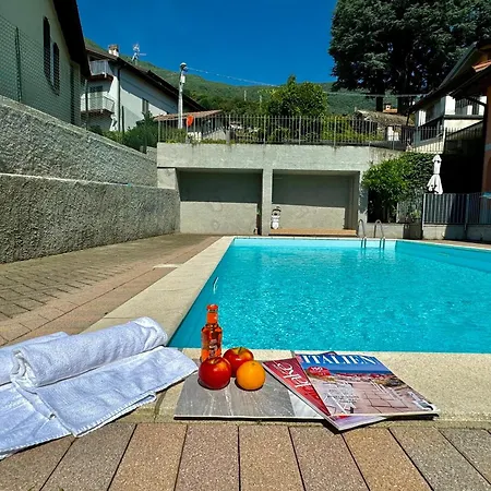 Pianello Charming View Apartment